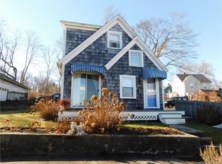 255 Pequot Ave #B, New London, CT 06320