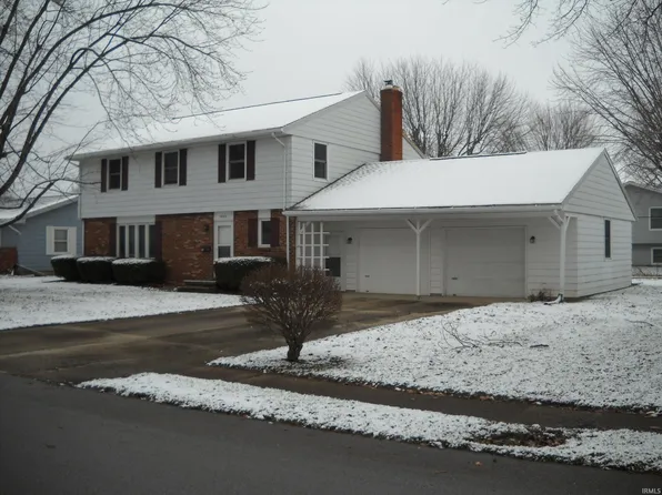 995 Cherry Ln, Peru, IN 46970