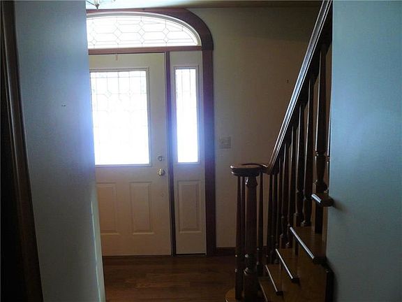 3rd image of 500 N Main St
