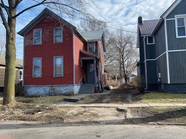 30 Crouch St, Rochester, NY 14609