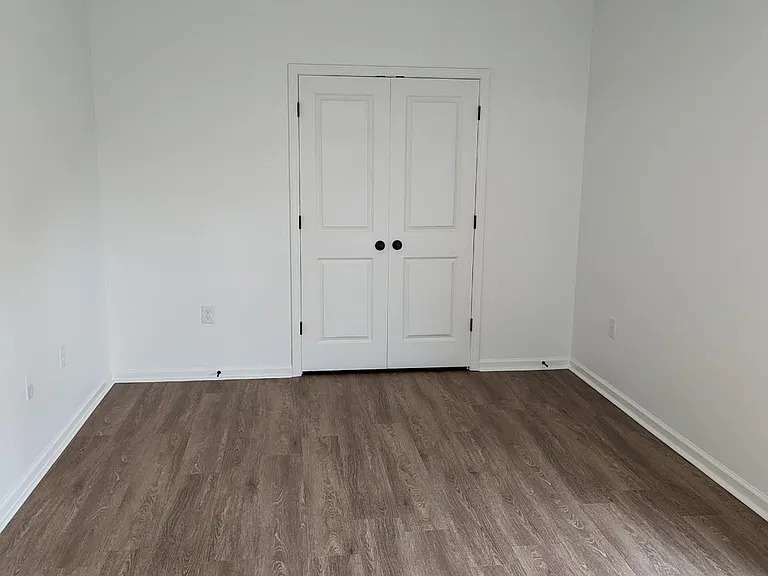 93 Edgefield Rd — Photo 15