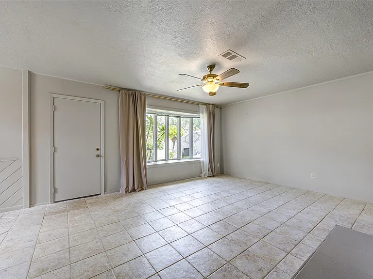 16019 Fathom Ln — Photo 13