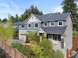 324 Ashbury Ct NW, Bainbridge Island, WA 98110