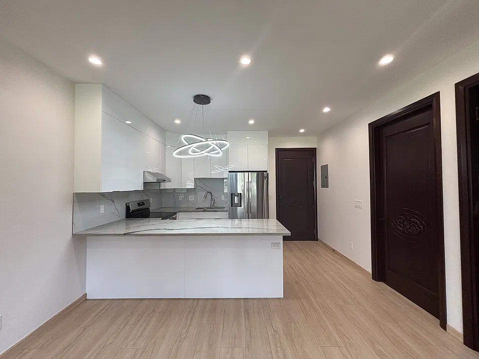 5130 Kalanianaole Hwy #3