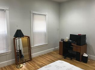 199 Green St #1ST, Cambridge, MA 02139