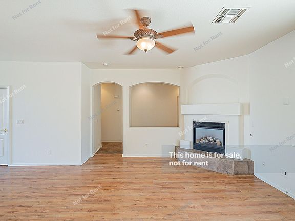 5th image of 917 E Cathy Dr
