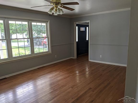 5th image of 2331 Rolling Green Pl