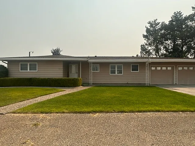 7100 Whitley Dr — Photo 2