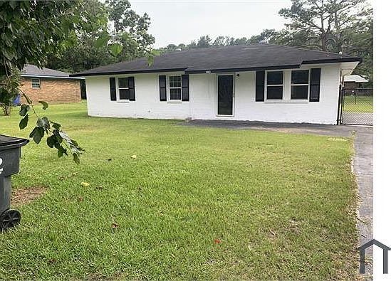 3rd image of 3791 New Hope Rd