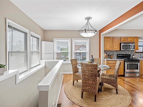 4th image of 9227 Pavia Ave