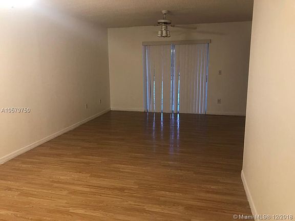 5th image of 470 NE 210th Circle Ter #20411