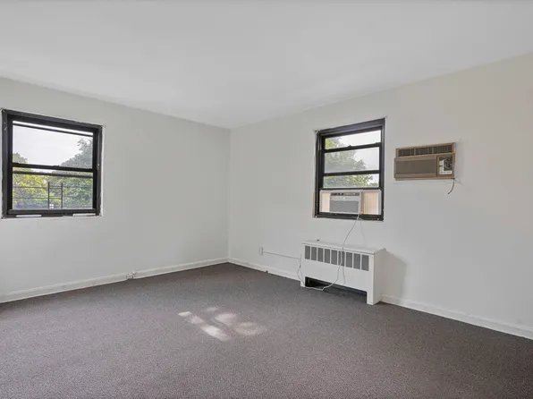 90-55 Shore Parkway image 16 of 24