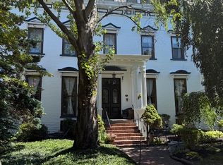 1026 Russell St #PENTHOUSE, Covington, KY 41011