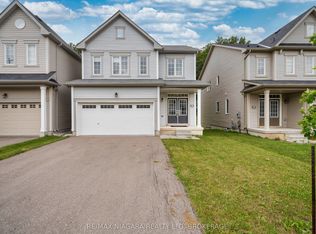 8707 Chickory Trl, Niagara Falls, ON L2H3S4