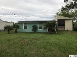 503 E Dallas Ave, Seadrift, TX 77983