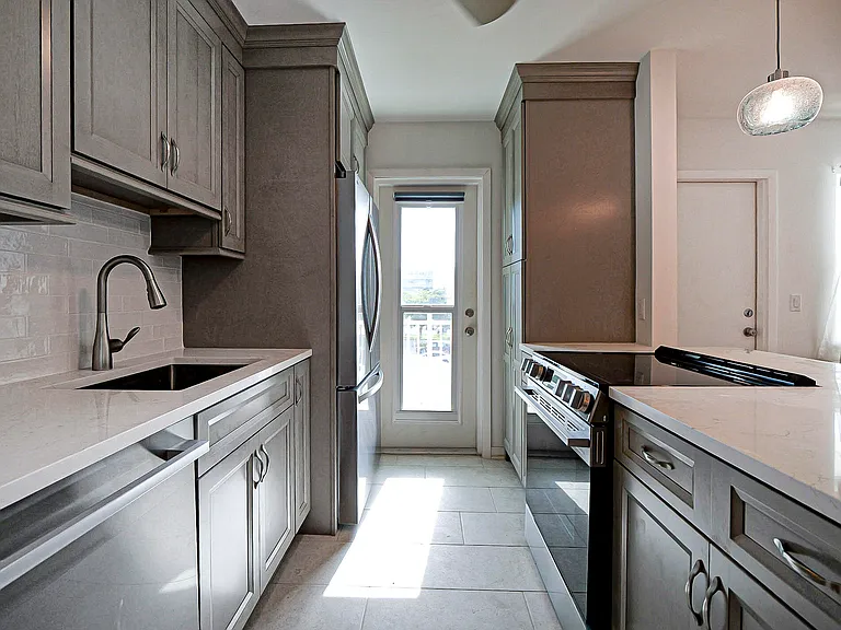 37 Yacht Club Dr #310 — Photo 11