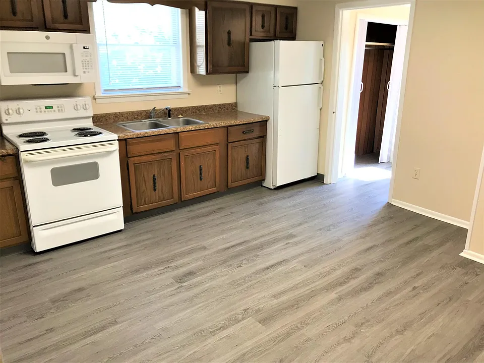 20 N High St #1