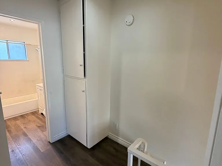 4340 Walnut — Photo 28