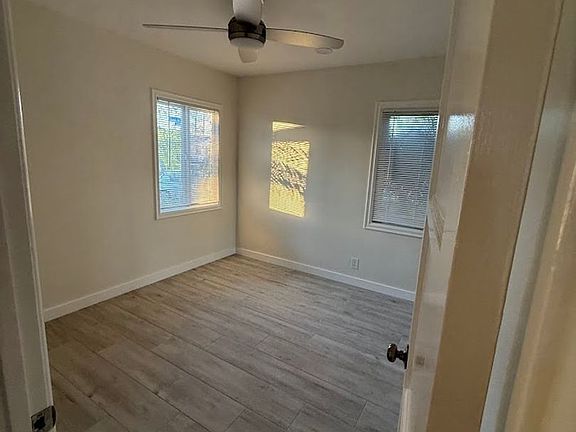 4th image of 5480 W 121st St