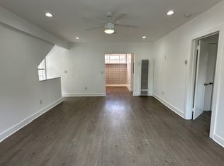 22 1/2 Anchorage St #22-1/2, Marina Del Rey, CA 90292