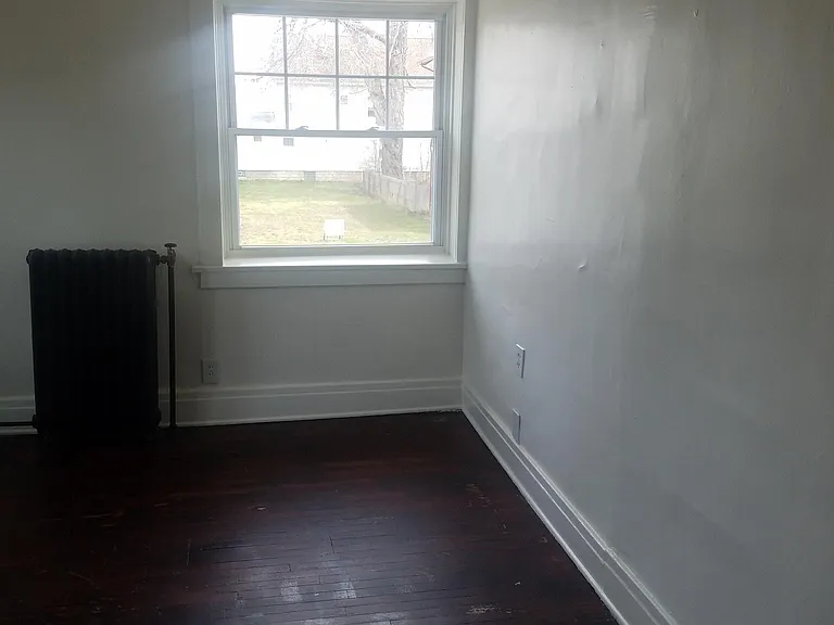 389 Abbott Rd #B — Photo 14