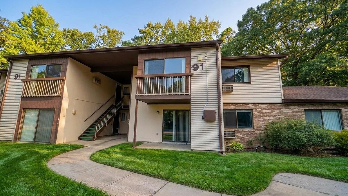1 bed, 1.0 bath, 784 sqft, $2,000 — Photo 3