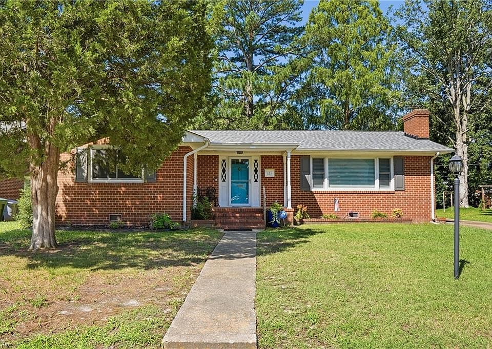 1st image of 347 Brout Dr