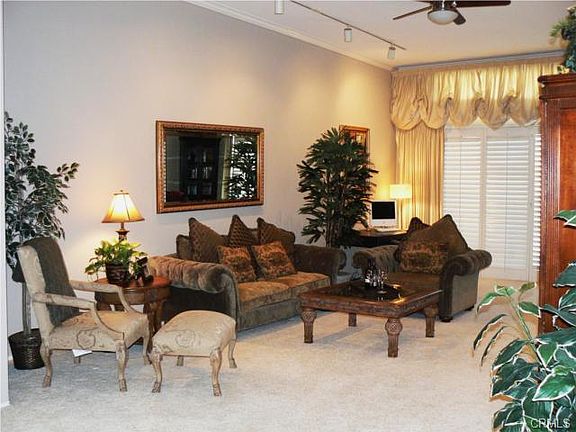 5th image of 11560 Moorpark St APT 304