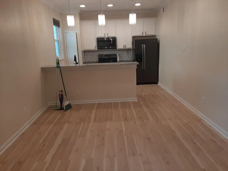 5567 Milne Blvd — Photo 2