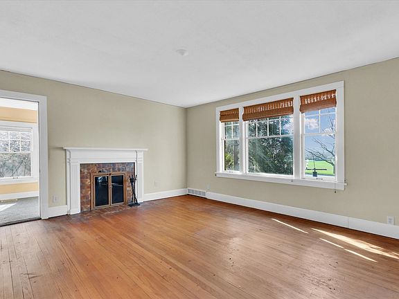 5th image of 810 W Florida Ave
