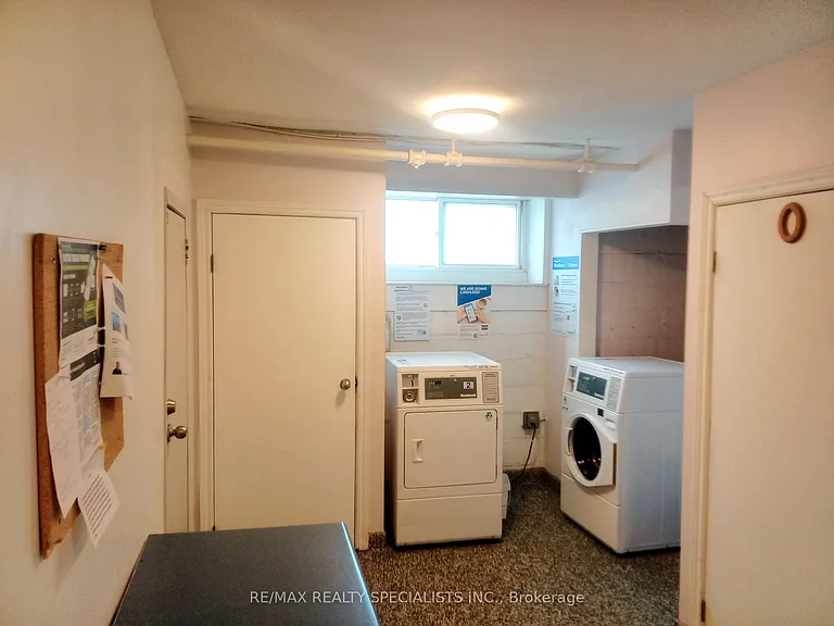 2697 Lake Shore Blvd W #25 — Photo 32
