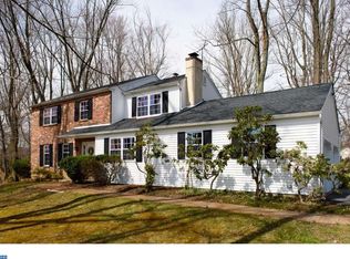 4 Surrey Ln, Downingtown, PA 19335