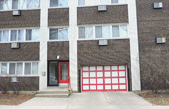 1st image of 8524 Skokie Blvd APT 1A
