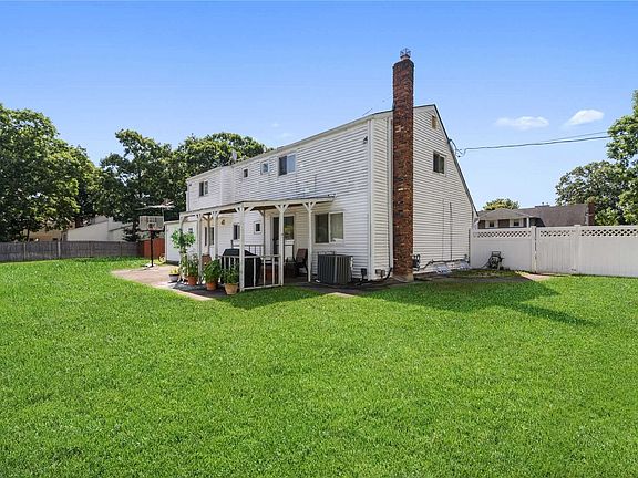 4th image of 39 Cedar Ave