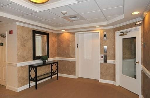 4th image of 2304 Briarwood Vlg