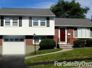 104 Fales Ave, Norwood, MA 02062