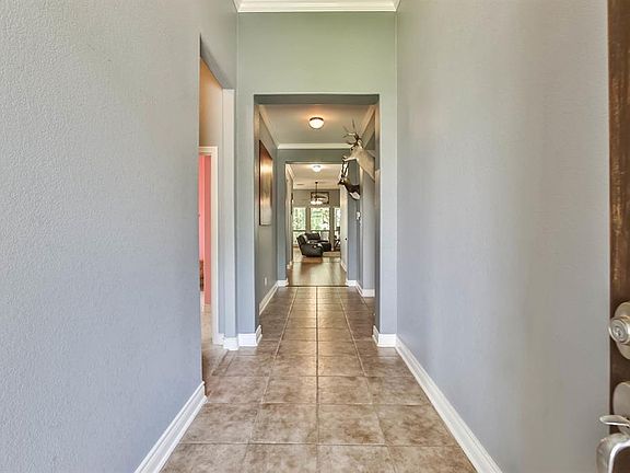 3rd image of 214 Weisinger Dr