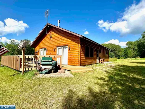 7937 Beitz Rd, Orr, MN 55771
