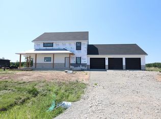14217 Velp Ave, Green Bay, WI 54173