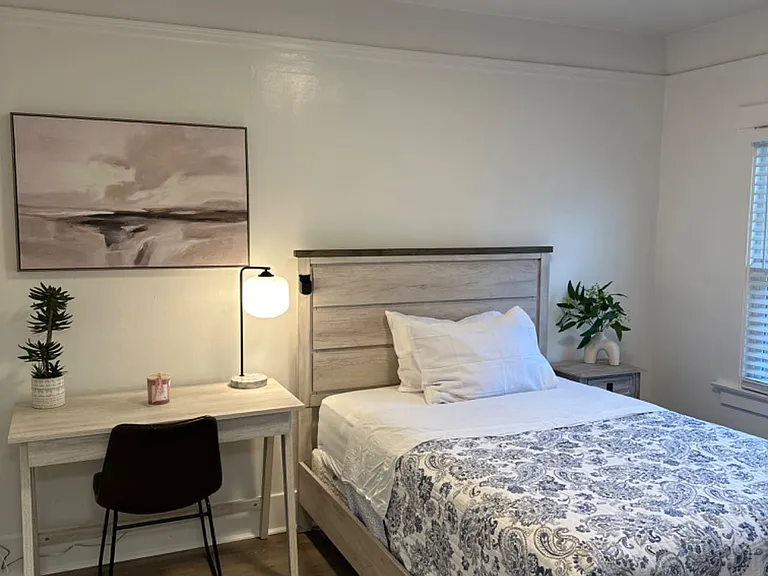 159 Hollywood Ave — Photo 12