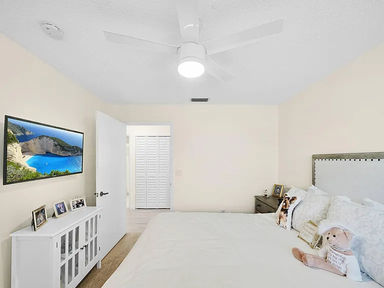 15011 Ashland Cir #23 — Photo 14