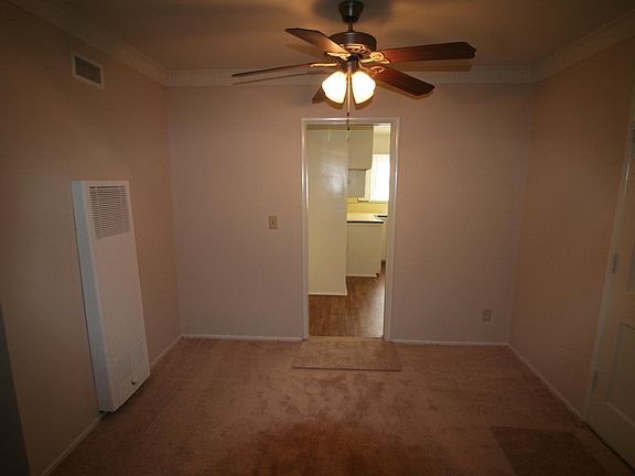 4th image of 5319 Whitsett Ave APT 5