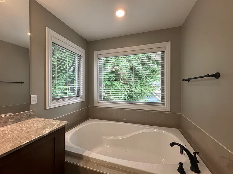 1555 Ruffner Ave — Photo 22