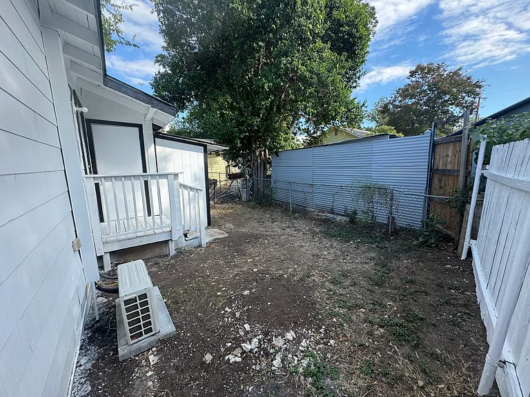 310 Finton #1 — Photo 14