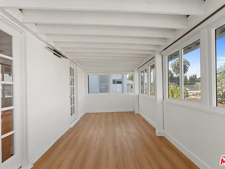 2522 Armacost Ave — Photo 52