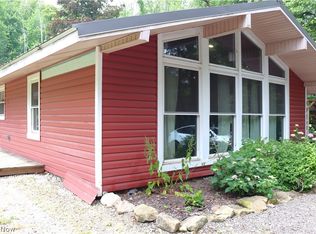 11939 Garfield Rd, Hiram, OH 44234