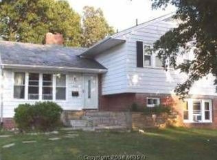 6113 Lamont Dr, Hyattsville, MD 20784