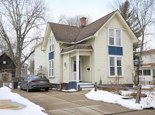 35 Madison Ave, Mount Clemens, MI 48043