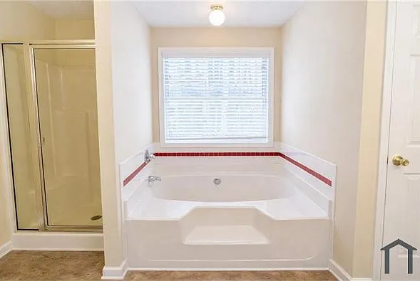 710 Suwanee Lakes Cir — Photo 14