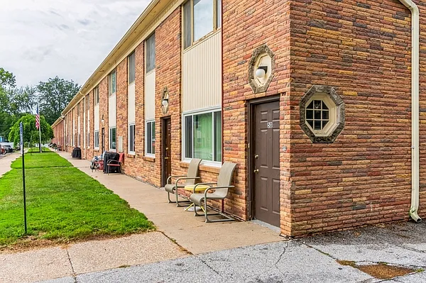 Bellevue Gardens Apartments